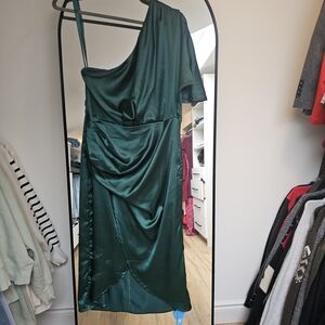 Cupshe One-Shoulder Satin Dress in Deep Green